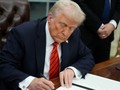 Theo Tổng thống Donald Trump, mục tiêu của Quỹ dự trữ tiền điện tử là "nâng tầm ngành công nghiệp quan trọng này sau nhiều năm bị chính quyền tiền nhiệm trấn áp". Ảnh: Bloomberg.