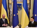 Chủ tịch Hội đồng châu Âu Charles Michel và tổng thống Ukraine Volodymyr Zelensky