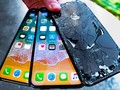 iPhone X nổi tiếng là có mặt lưng cực kỳ "nhạy cảm" với giá thay thế không hề rẻ