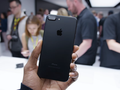 iPhone 7 và iPhone 7 Plus vẫn đem lại trải nghiệm sử dụng tốt dù ra mắt đã lâu. Nguồn: BI