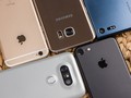 Sẽ có nhiều smartphone được chú ý ra mắt trong năm 2017. Ảnh AFP