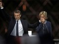Tân Tổng thống Pháp Emmanuel Macron và đệ nhất Phu nhân Brigitte Macron