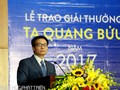 Phó Thủ tướng Vũ Đức Đam phát biểu tại lễ trao giải thưởng Tạ Quang Bửu 2017. 
Ảnh: Loan Lê.