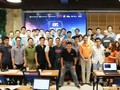 Các chuyên gia và người tham dự hội thảo