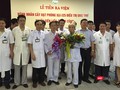 Tiễn 2 bệnh nhân tiền liệt tuyến điều trị bằng cấy phóng xạ ra viện