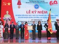 Thứ trưởng Trần Văn Thuấn trao Huân chương Lao động hạng Nhất cho tập thể Viện Đào tạo YHDP và YTCC