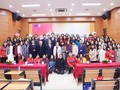 Thầy và trò Chương trình tiên tiến đào tạo điều dưỡng của Trường Đại học Y Hà Nội