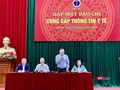 Ông Nguyễn Đình Anh - Vụ trưởng Vụ Truyền thông Thi đua - Khen thưởng (Bộ Y tế) chủ trì cuộc gặp mặt báo chí về chiến dịch tiêm chủng cho trẻ 5-12 tuổi