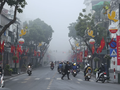 Sương mù trùm khắp Hà Nội: Các chuyên gia y tế lên tiếng 