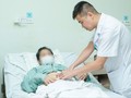 Nuốt phải tăm dài 7cm, cụ bà ở Hà Nội suýt tử vong vì thủng trực tràng