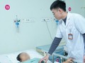 Người phụ nữ rơi từ tầng 3 xuống đất, được bác sĩ cứu sống giữa lằn ranh sinh tử