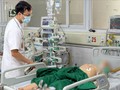 Cụ ông liệt toàn thân, phải thở máy sau mũi tiêm giảm đau