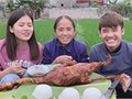 Gia đình Bà Tân Vlog - các YouTuber chuyên sản xuất video nhảm nhí