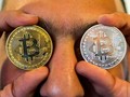 Bitcoin sập giá