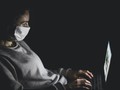 Vì sao chúng ta thích bấm nút 'share' tin giả?