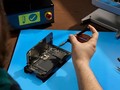 Apple chính thức cho người dùng sửa iPhone tại gia