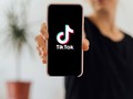 Để tạo được dấu ấn riêng trên TikTok, các công ty truyền thông cần tạo ra những nội dung theo cách sáng tạo, độc đáo nhưng vẫn đảm bảo mục tiêu đề ra. Ảnh: CommBox