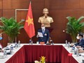 Thủ tướng Chính phủ Nguyễn Xuân Phúc chỉ đạo công tác phòng chống dịch COVID-19 (ảnh VGP)