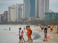 Một góc bãi biển du lịch Đà Nẵng trong những ngày dỡ bỏ giãn cách xã hội