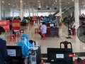 Y tế địa phương tổ chức tiêm vaccine phòng COVID-19 cho người dân