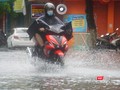 Bắt đầu từ sáng ngày 11/9, Đà Nẵng đã bắt đầu có gió to và mưa lớn khiến nhiều tuyến đường bị ngập sâu