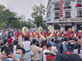 Du khách đến Huế trong dịp lễ 30/4-1/5
