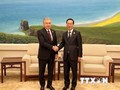 Chủ tịch nước Võ Văn Thưởng và Tổng thống Cộng hòa Uzbekistan Shavkat Mirziyoyev trong cuộc gặp tại Bắc Kinh (Trung Quốc) ngày 17/10/2023. (Ảnh: TTXVN phát)