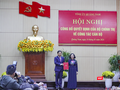 Bà Trương Thị Mai - Ủy viên Bộ Chính trị, Thường trực Ban Bí thư, Trưởng Ban Tổ chức Trung ương - trao quyết định phân công ông Lương Nguyễn Minh Triết giữ chức Bí thư Tỉnh ủy Quảng Nam nhiệm kỳ 2020-2025.