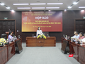 Bà Nguyễn Thu Phương, Phó Giám đốc Sở TT&TT TP Đà Nẵng, Trưởng Ban Tổ chức Giải báo chí “Tuyên truyền về chuyển đổi số TP Đà Nẵng” năm 2024 phát biểu tại Họp báo.