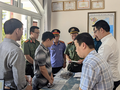 Cơ quan An ninh Điều tra Công an tỉnh Quảng Nam tống đạt quyết định bắt tạm giam đối với các đối tượng.