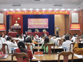 Các đại biểu HĐND tỉnh Quảng Nam biểu quyết thông qua việc chi hơn 158 tỷ đồng hỗ trợ học phí cho học sinh trong 2 năm học 2024-2025 và năm học 2025-2026.