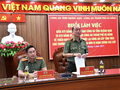 Thiếu tướng Nguyễn Hữu Hợp, Giám đốc Công an tỉnh Quảng Nam và Đại tá Nguyễn Đại Đồng, Phó Giám đốc phụ trách Công an TP Đà Nẵng chủ trì buổi làm việc. Ảnh: Công an Đà Nẵng.