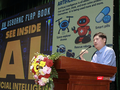 PGS.TS Tưởng Duy Hải, Đại học Sư phạm Hà Nội trình bày các nội dung ứng dụng AI trong giáo dục và chương trình giáo dục STEM cho giáo viên các cấp học tại chương trình tập huấn.