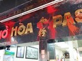 Quán phở Hòa nằm ở đường Pasteur, quận 3, TP.HCM. 