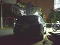 Chiếc ôtô Lexus của ông Trần Thái Hòa tại trụ sở công an phường Tân Phong, Q.7