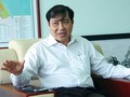Ông Huỳnh Đức Thơ, chủ tịch UBND TP Đà Nẵng, đã dành cho Tuổi Trẻ cuộc trao đổi xung quanh câu chuyện chuyển đổi đất tái định cư đang được dư luận quan tâm - Ảnh: Hữu Khá