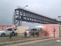 Những ô tô chạy quá tốc độ trong khuôn viên Dự án Formosa đang bị bảo vệ của công ty này phạt tiền. Ảnh: ĐL