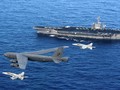 Mỹ vừa điều "pháo đài bay" B-52 diễu qua đảo nhân tạo Trung Quốc xây trái phép ở Biển Đông để thị uy