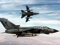 Hai bay ném bom Tornado của Anh - Ảnh: Reuters