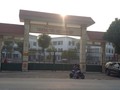 Chiều 22-12, học sinh ở trường tiểu học, THCS Ninh Hiệp vẫn chưa đến trường - Ảnh: Quang Thế