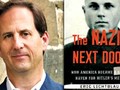 Nhà báo Eric Lichtblau và cuốn sách “The Nazis next door”.