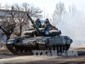 Xe tăng quân đội Ukraine tại thị trấn Debaltsevo, khu vực Donetsk ngày 13/2. Ảnh: AFP/TTXVN
