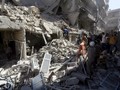 Cảnh đổ nát hoang tàn ở Aleppo sau các vụ đánh bom - Ảnh: Reuters