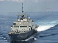 Tàu khu trục Trung Quốc (khoanh tròn) bám theo tàu USS Fort Worth của Mỹ. Ảnh: US Navy