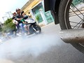 Hàng triệu xe máy đang chạy phải kiểm định, dán tem