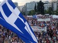 Người dân Hy Lạp biểu tình phản đối thắt chặt tại Athens. Ảnh:AP