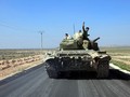 Xe tăng T-72 quân đội Syria trên đường tiến về Raqqa