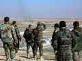 Sỹ quan, binh sĩ quân đội Syria trên chiến trường Hama