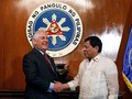 Tổng thống Philippine Rodrigo Duterte gặp gỡ Ngoại trưởng Mỹ Rex Tillerson trong một cuộc họp tại dinh tổng thống ở Manila, Philippines ngày 07.08.2017, Ảnh Reuters