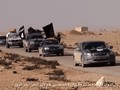 Đoàn xe lực lượng khủng bố IS trên chiến trường Raqqa - ảnh BBC News